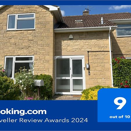 Premium Deal L Hill View Home L Last-Minute Offer L Cheltenham L Aj Properties L Perfect For Short Or Long Stays L 4Beds 4Bedrooms Luaran gambar