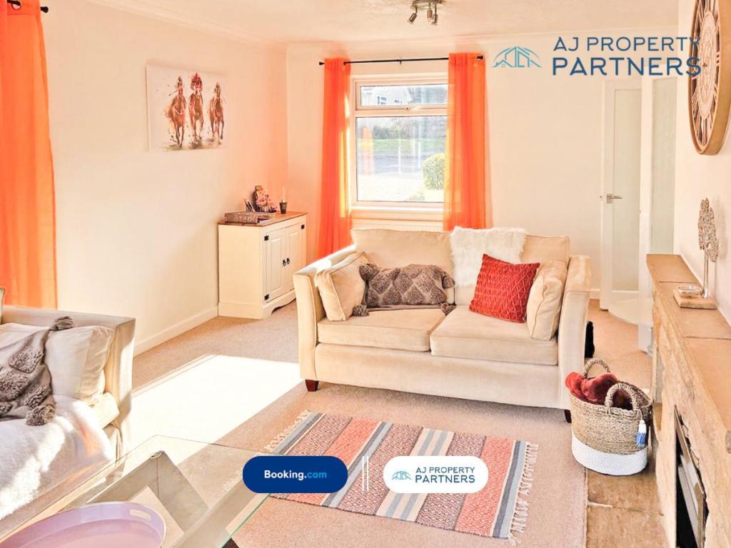 Premium Deal L Hill View Home L Last-Minute Offer L Cheltenham L Aj Properties L Perfect For Short Or Long Stays L 4Beds 4Bedrooms Luaran gambar